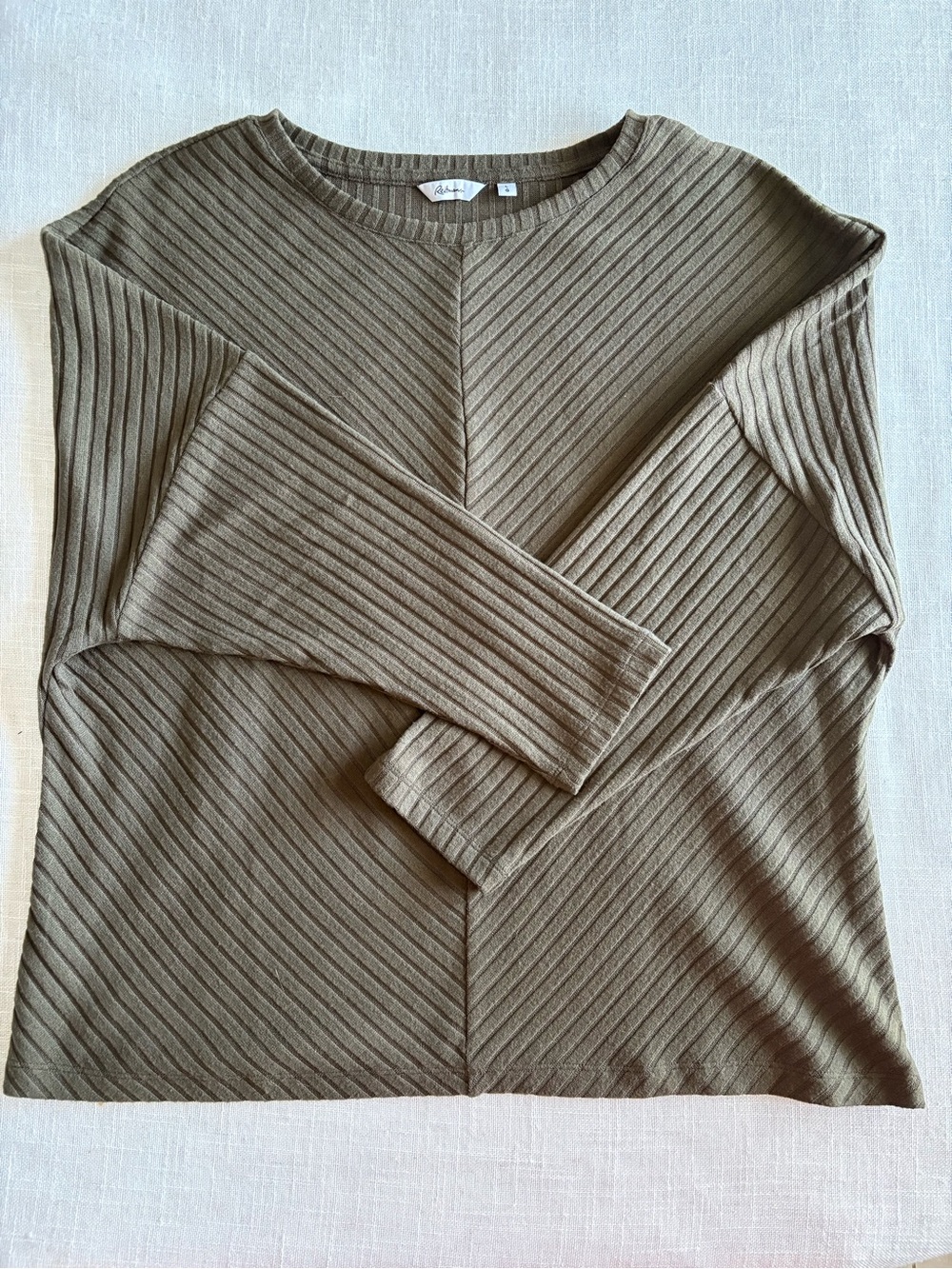 Reitmans Olive Ribbed Long-Sleeve Top